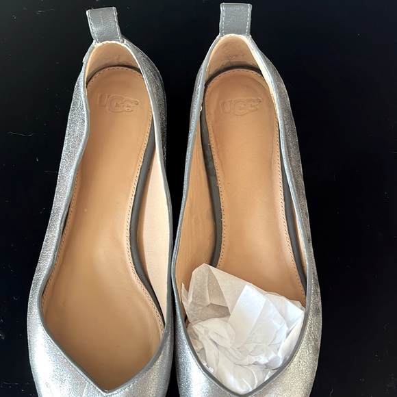 COPY - UGG Metallic Aluminum Lynley Ballet Flat Loafer size 7 - Picture 2 of 6